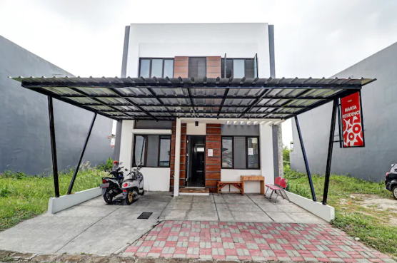 Oyo 90688 Marta Residence