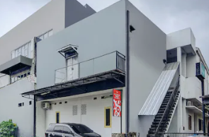 Oyo 90939 Guesthouse Yansen Residence